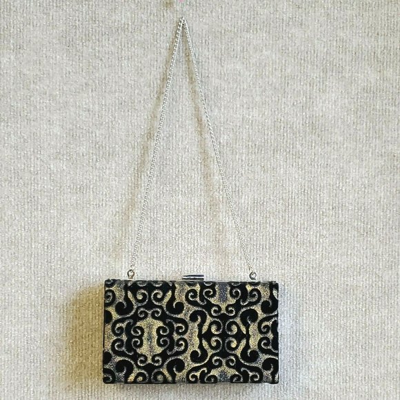 Women's Box Clutch Bag Black Velvet Silver clasp Chain Handle Prom Evening bag - Picture 1 of 10
